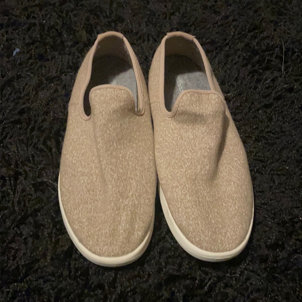brown/tan allbirds